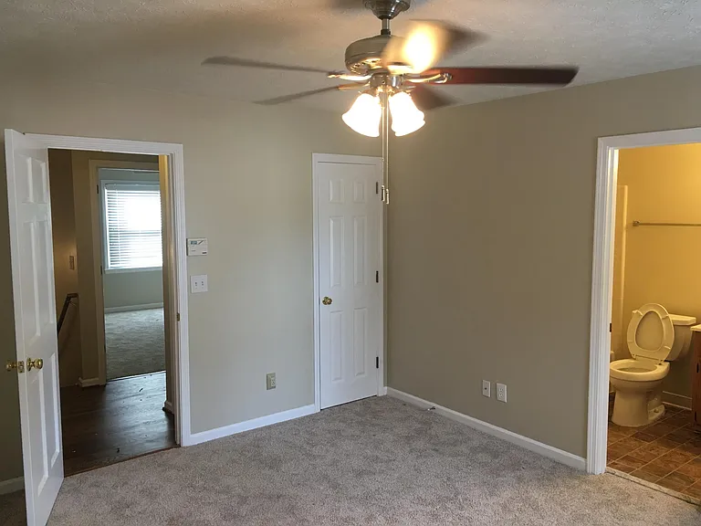 528 Commerce Dr — Photo 3