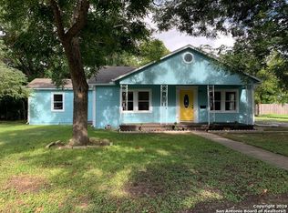 216 Moore St, Seguin, TX 78155