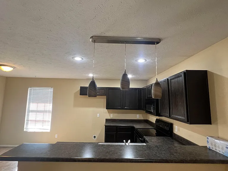 4515 E Chipmunk Ln — Photo 4
