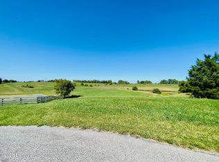 26 Mary Todd Dr, Springfield, KY 40069