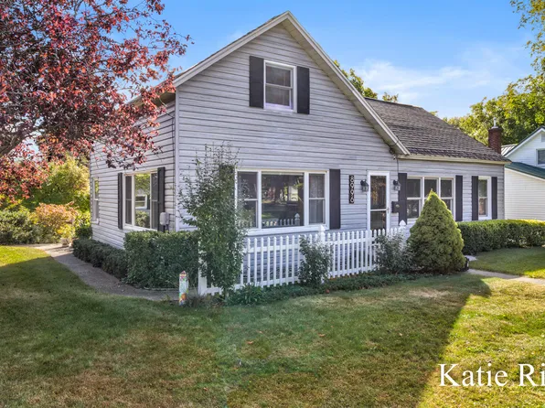 8996 Stebbins St, Montague, MI 49437