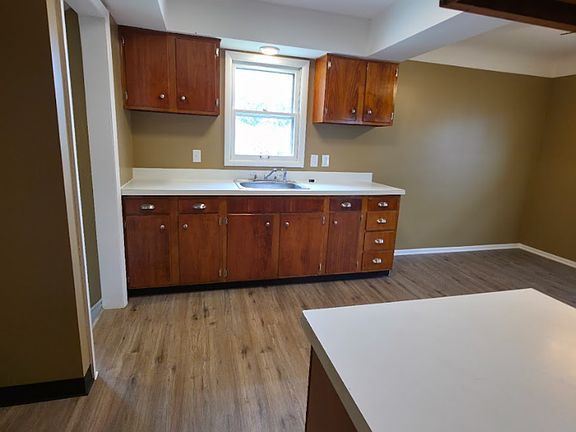 5th image of 5614 Cumberland Dr