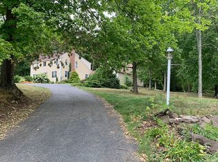 129 Paterson Dr, Middletown, CT 06457