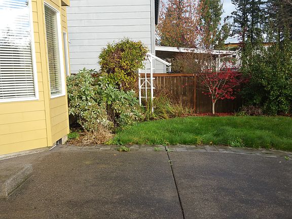 2nd image of 2307 SE 190th Ave