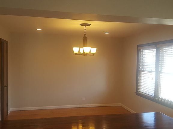 3rd image of 4447 S Keeler Ave