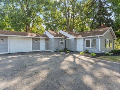 39 S Hewitt Rd, Ypsilanti, MI, 48197