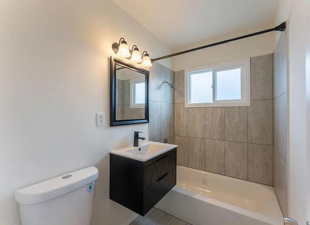 2 bed, 1000 sqft, $1,650 — Photo 3