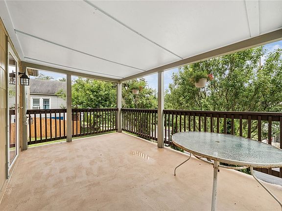 3rd image of 2711 Homestead Duquesne Rd