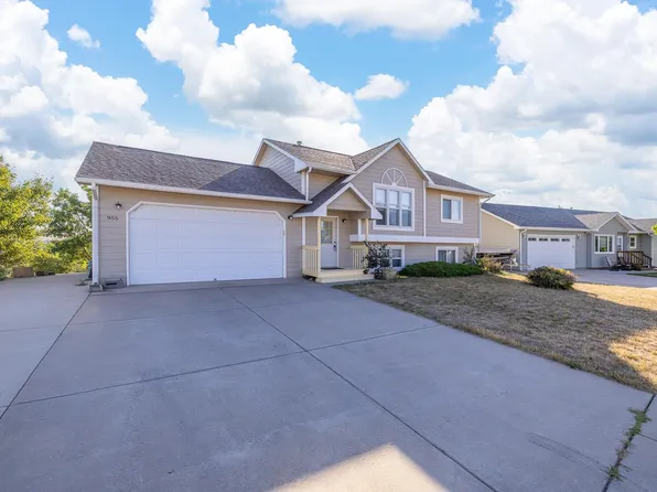 955 Sitka St, Rapid City, SD 57701