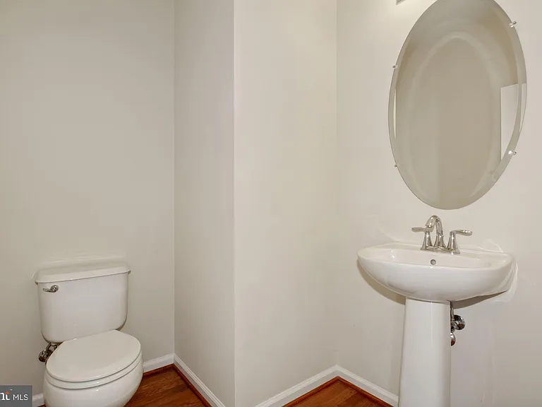 2221 Congresbury Pl — Photo 16