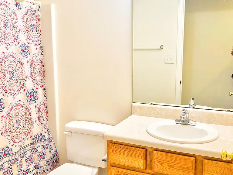 2707 Stadium Dr — Photo 10