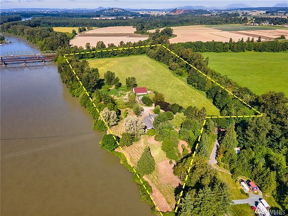 33 acres zoned Agricultural Natural resource bordered by Skagit River, State Route 9, Old Hart Slough and Janicki Cove 