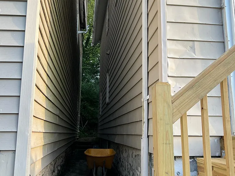 1909 Fairmount Ave — Photo 14