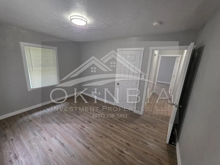 1402 N Euclid Ave — Photo 16