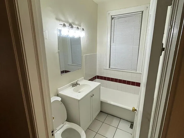 8216 S Langley Ave #2 — Photo 2