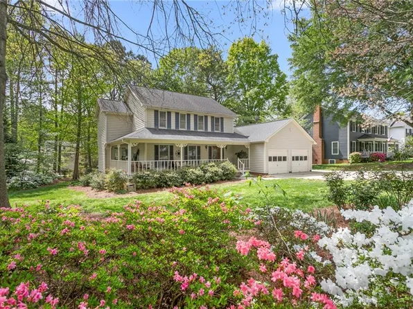 207 Windrift Dr, Gibsonville, NC 27249