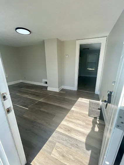425 Cole Ave — Photo 9