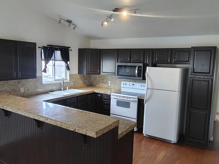 491 Coronado Way #C — Photo 4