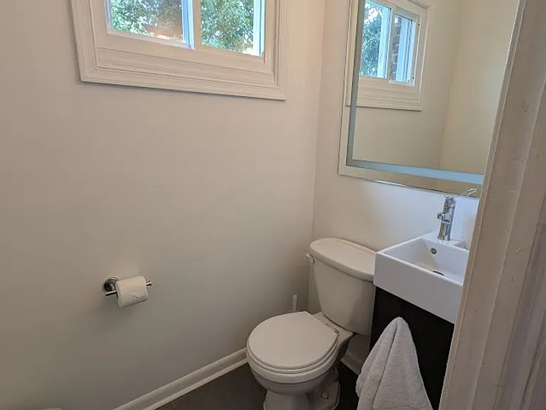 3015 Glen Ave — Photo 4