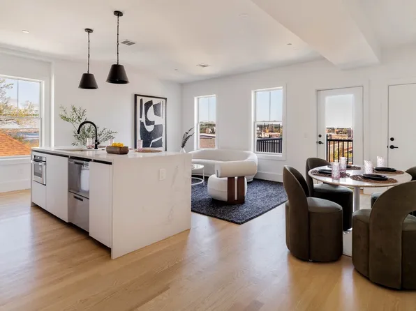 32 Condor St #6A, Boston, MA 02128