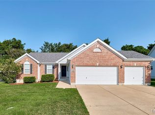 1225 Woodside Dr, Arnold, MO 63010