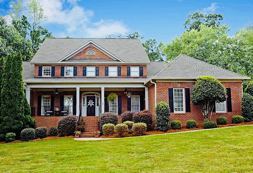 155 Westchester Dr