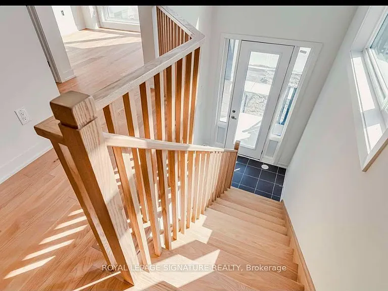 120 Sandwell St — Photo 2