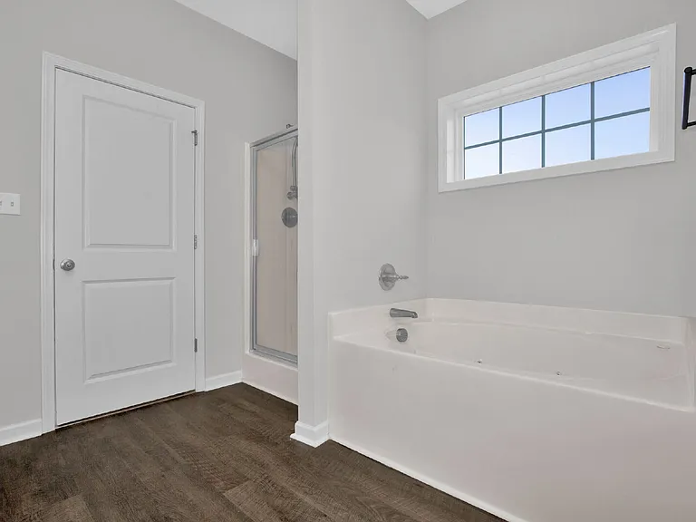 2346 Spinning Wheel Rd — Photo 23
