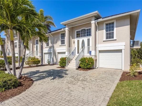 12206 Siesta Dr, Fort Myers Beach, FL 33931