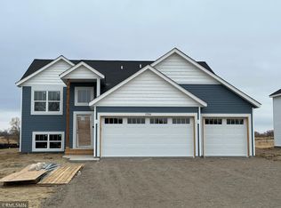 17266 61st St NE, Otsego, MN 55330