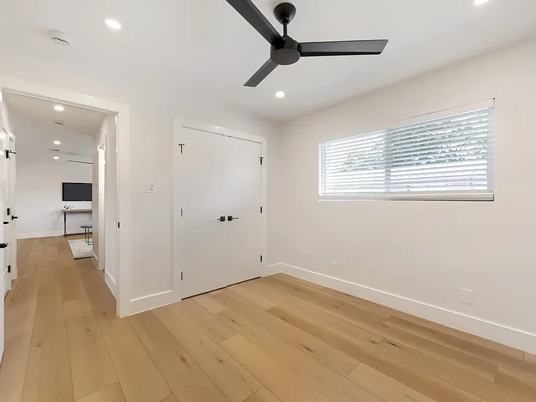 6506 Hickman Ave #A — Photo 12