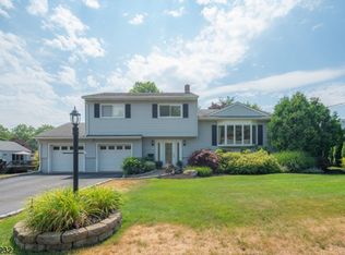 7 Atwood Pl, Wayne, NJ 07470