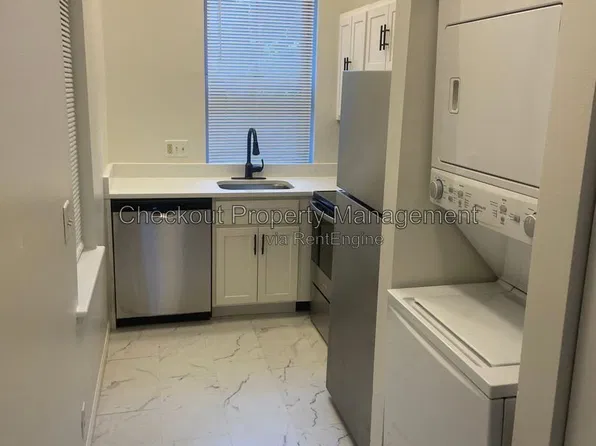 Geyer Apartments