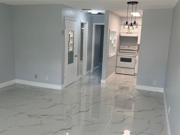 42 NE 36th Ct UNIT 42