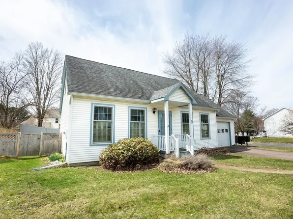 9 Dover Street, South Burlington, VT 05403