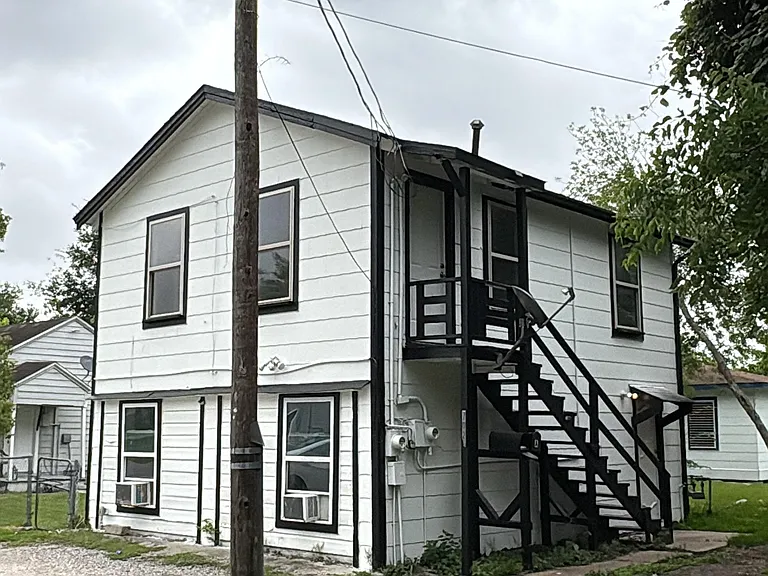 702 Rosedale St #3 — Photo 9
