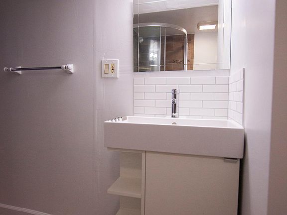 5th image of 3840 1/2 Woolwine Dr