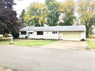 22 Meadowbrook Dr, Canaseraga, NY 14822