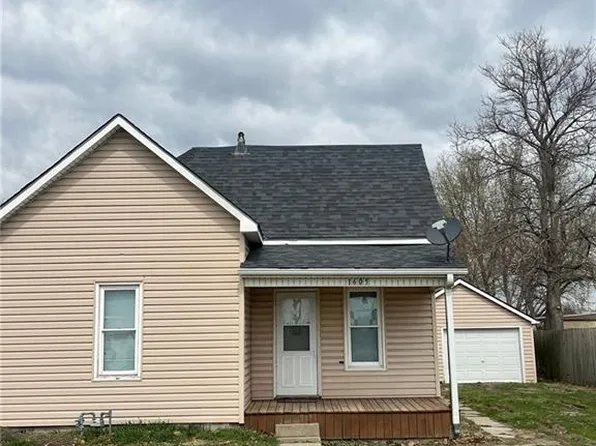 1605 Parkview Ave, Saint Joseph, MO 64504