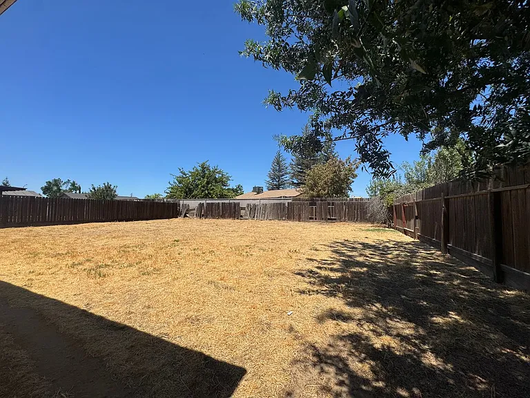 205 Ashlan Way — Photo 15