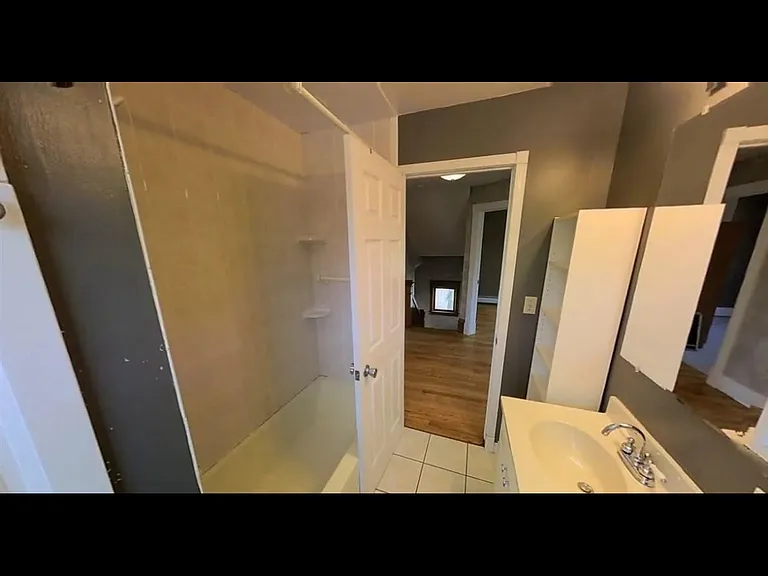 539 Rock St — Photo 7