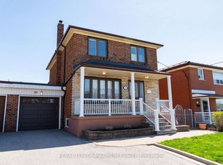 32 Ianhall Rd, Toronto, ON M3M2B1