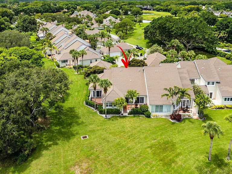 2584 Muirfield Ct — Photo 49