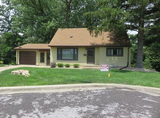 24 Cherry St, Bartonville, IL