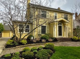 21460 Aberdeen Rd, Rocky River, OH 44116