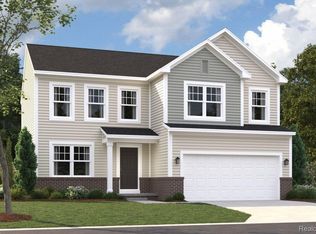 356 Sandhill Ct, White Lake, MI