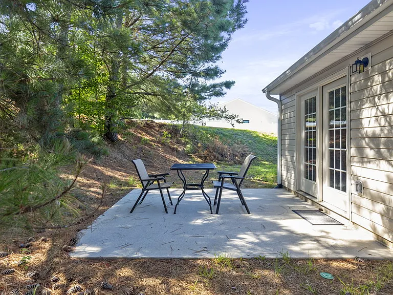 232 Tamarack Dr — Photo 24