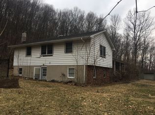 28 Sand Pond Rd, Hardyston, NJ 07419