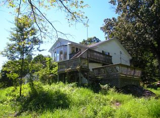 886 Noxon Rd, Poughkeepsie, NY 12603