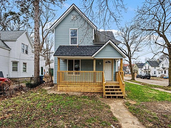 2nd image of 128 Reed Ave